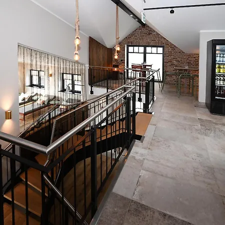 Binnendiek Haus 1 4 *